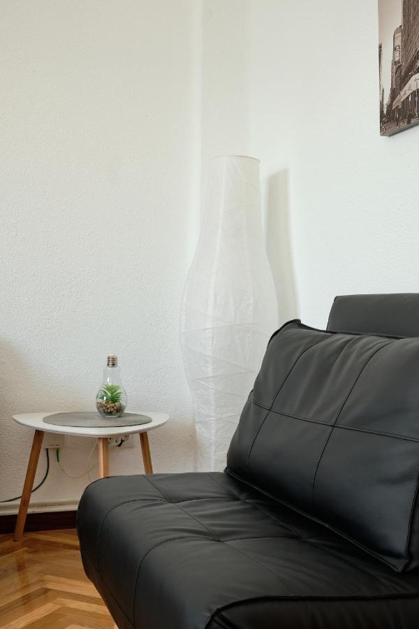 Apartamento El Coso Logrono Luaran gambar